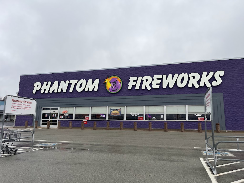 Phantom Fireworks of Greensburg | 135 Donohoe Rd, Greensburg, PA 15601, USA | Phone: (724) 383-8254