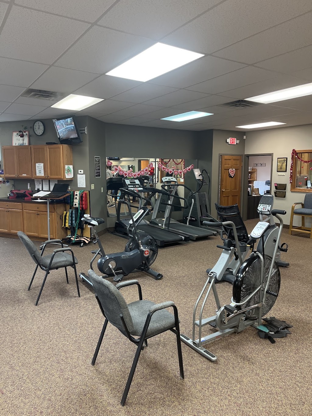 Phoenix Physical Therapy | 2860 Canfield Rd, Youngstown, OH 44511, USA | Phone: (330) 799-6298