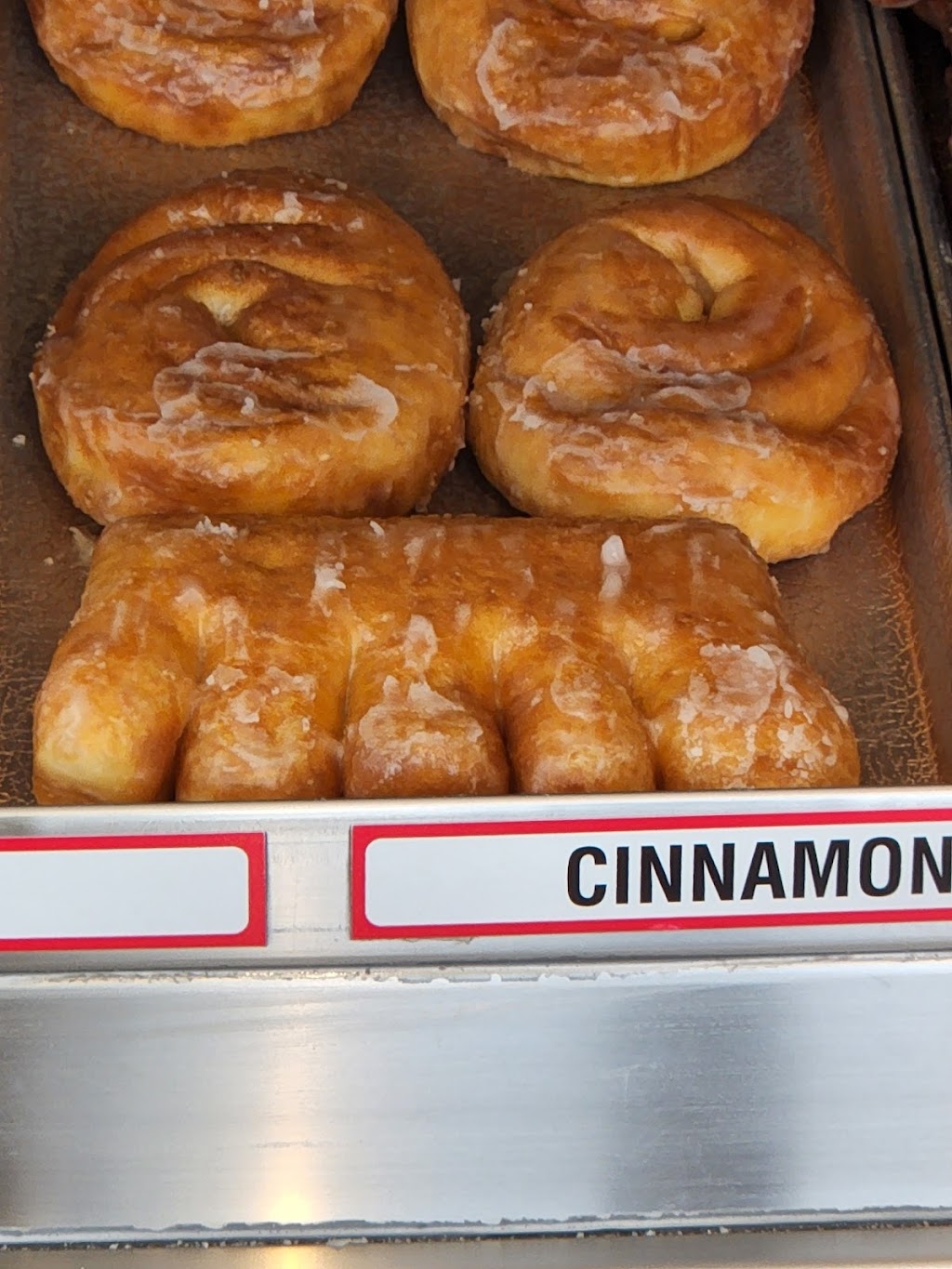 Shipley Do-Nuts | 11300 US-290 #100, Manor, TX 78653, USA | Phone: (512) 953-5499