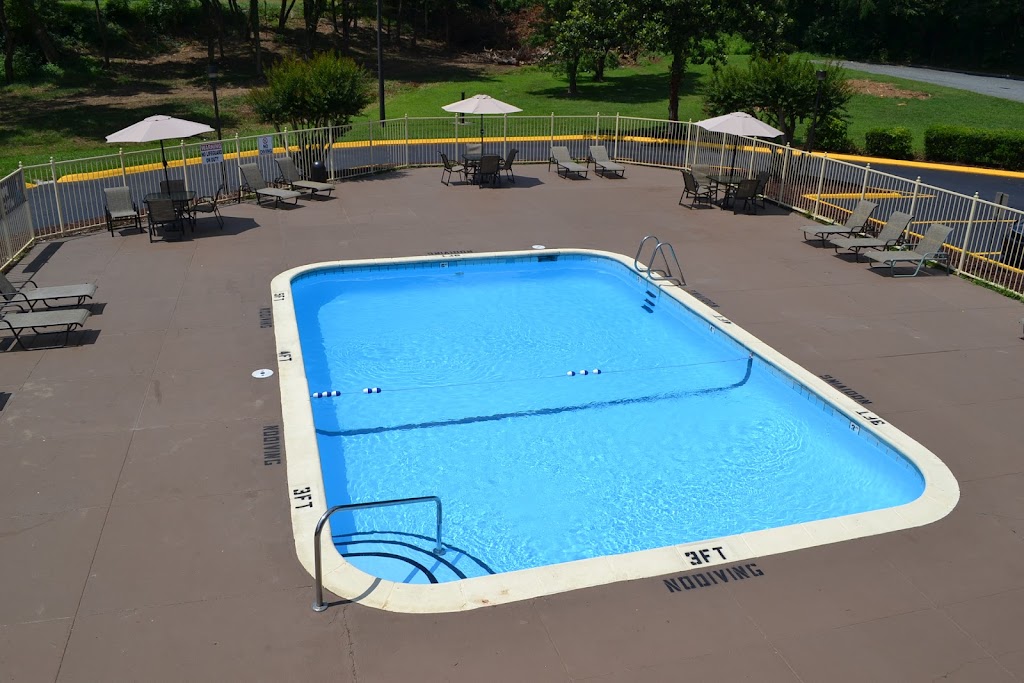 Budget Inn High Point | 200 Ardale Dr, High Point, NC 27260, USA | Phone: (336) 841-7717