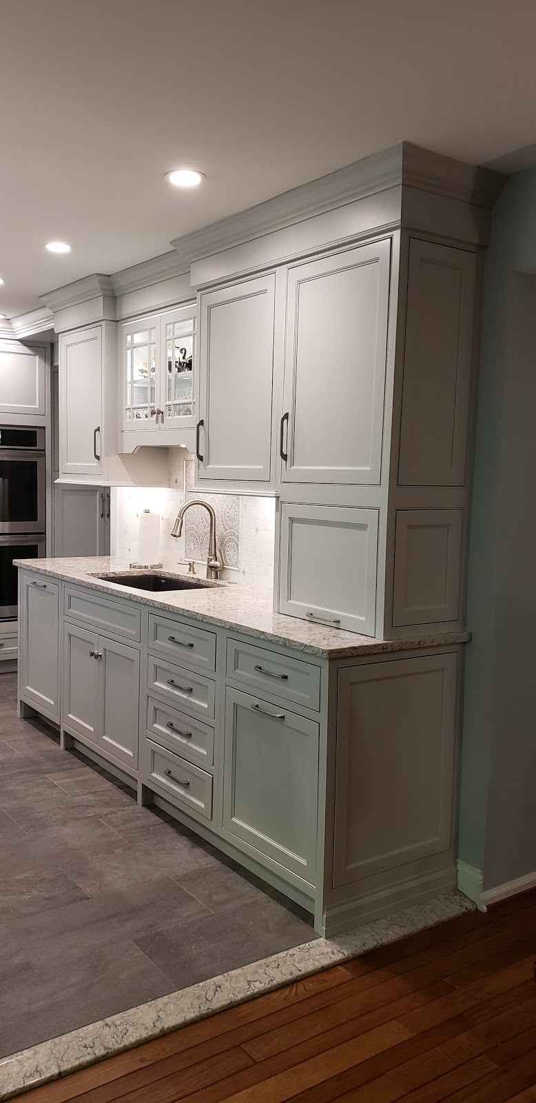 Cabinets by Amy and Lauren | 304 Farnsworth Ave, Bordentown, NJ 08505, USA | Phone: (609) 324-8385