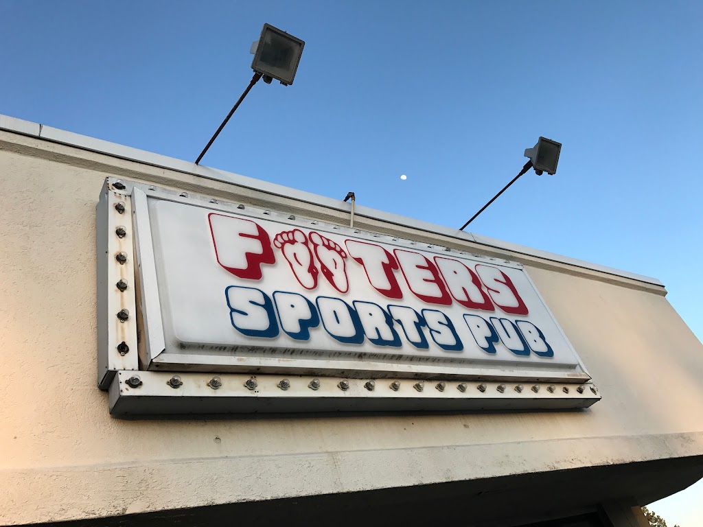 Footers Sports Pub | 4676 Princess Anne Rd, Virginia Beach, VA 23462, USA | Phone: (757) 467-6427
