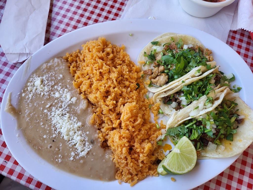 Ximenas Tacos , Mexican Food | 303 Main St, Auburndale, FL 33823, USA | Phone: (863) 662-3539