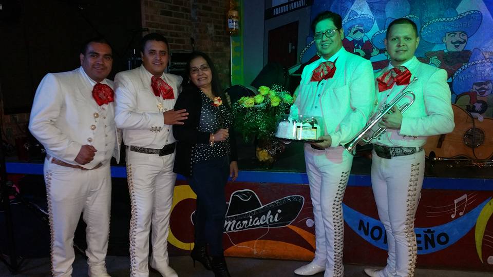 Mariachi Nochistlan - Mariachis en Dallas TX | 742 Cindy Ln, Grand Prairie, TX 75052, USA | Phone: (972) 900-0411