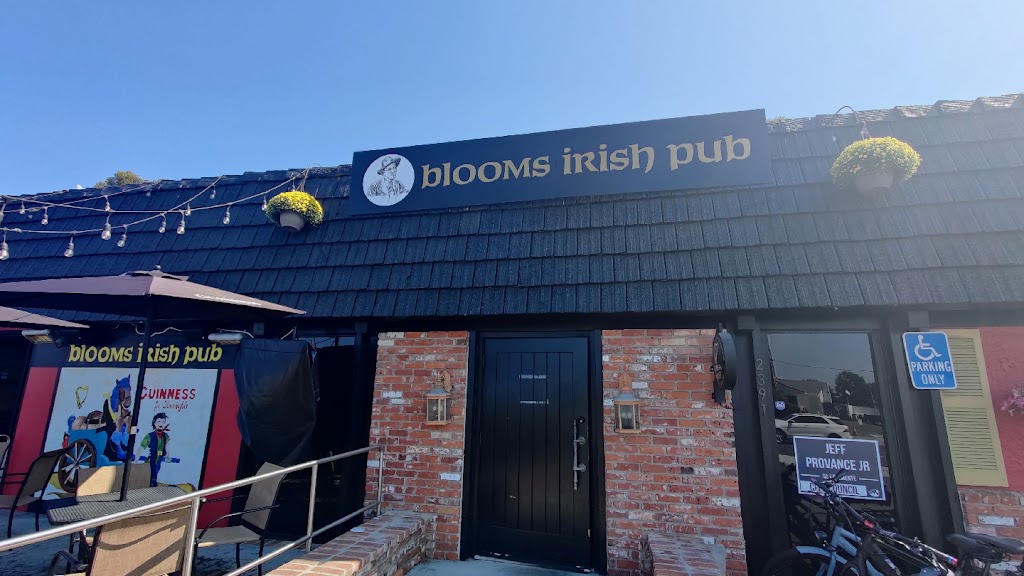 Blooms Irish Pub | 2391 S El Camino Real, San Clemente, CA 92672, USA | Phone: (949) 218-0120