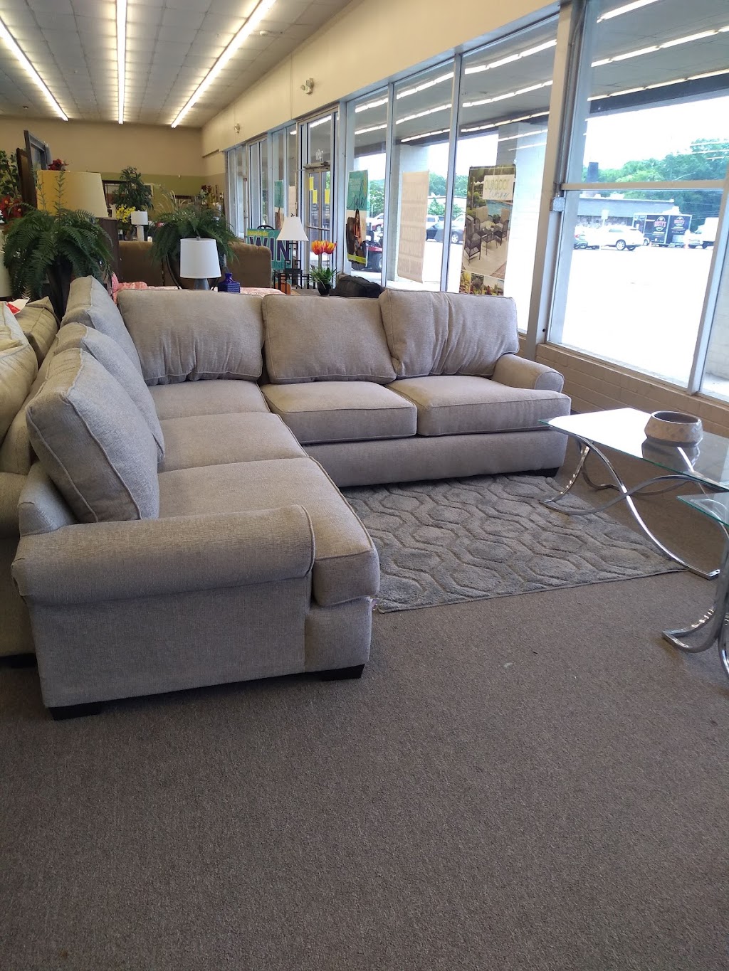 Farmers Home Furniture | 7480 Parkway Dr #120, Leeds, AL 35094, USA | Phone: (205) 702-4280