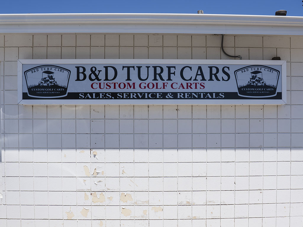 B&D TURF CARS LLC | 3322 Nebraska Ave, Council Bluffs, IA 51501 | Phone: (712) 328-1899