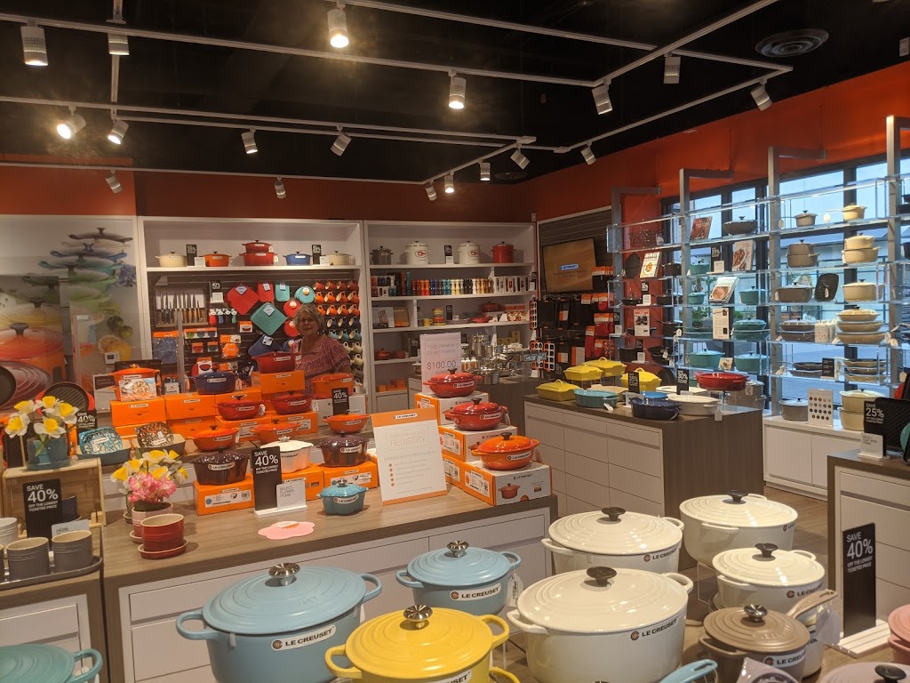 Le Creuset Outlet Store | 13801 Grant St Ste 853, Thornton, CO 80023, USA | Phone: (303) 280-7031