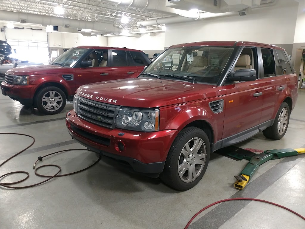 Land Rover Louisville | 4700 Bowling Blvd, Louisville, KY 40207, USA | Phone: (502) 429-8085