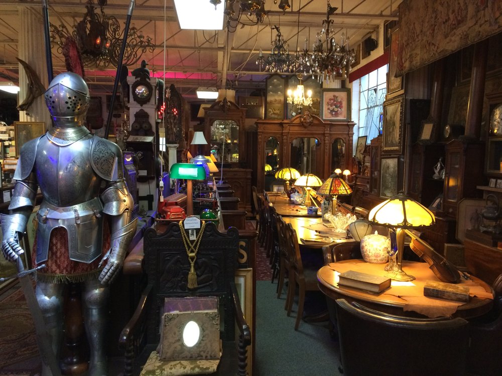 Daviddi Antiques | 30365 W 10 Mile Rd, Farmington Hills, MI 48336, USA | Phone: (248) 426-7755