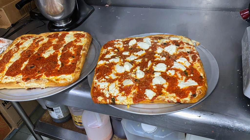 Villages Pizza | 4040 Franklin Turnpike, Danville, VA 24540, USA | Phone: (434) 836-7030