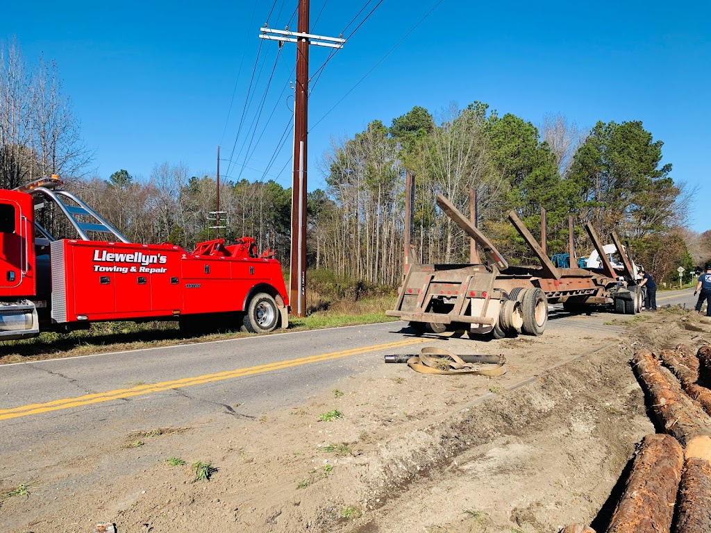 Llewellyn Towing & Repair | 1460 Anderson Hwy, Powhatan, VA 23139, USA | Phone: (804) 794-4604