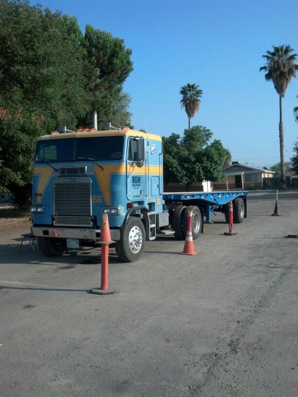 Valley Specialty Transport Inc | 1419 W Bush St, Lemoore, CA 93245, USA | Phone: (559) 924-2228