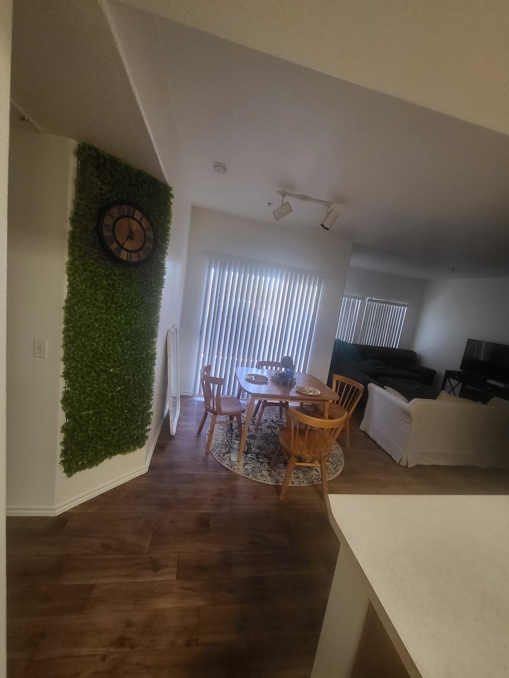 Lake Pleasant Village | 20702 N Lake Pleasant Rd, Peoria, AZ 85382, USA | Phone: (623) 745-8793