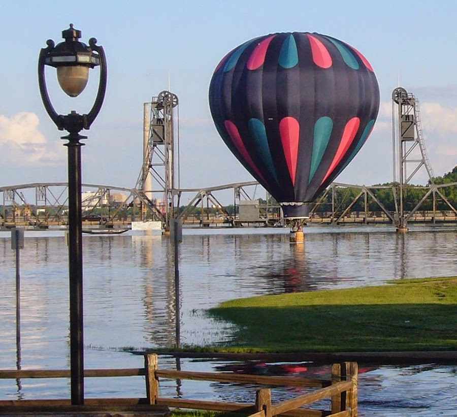 Aamodts Hot Air Balloon Rides | 6428 Manning Ave N, Stillwater, MN 55082, USA | Phone: (651) 351-0101