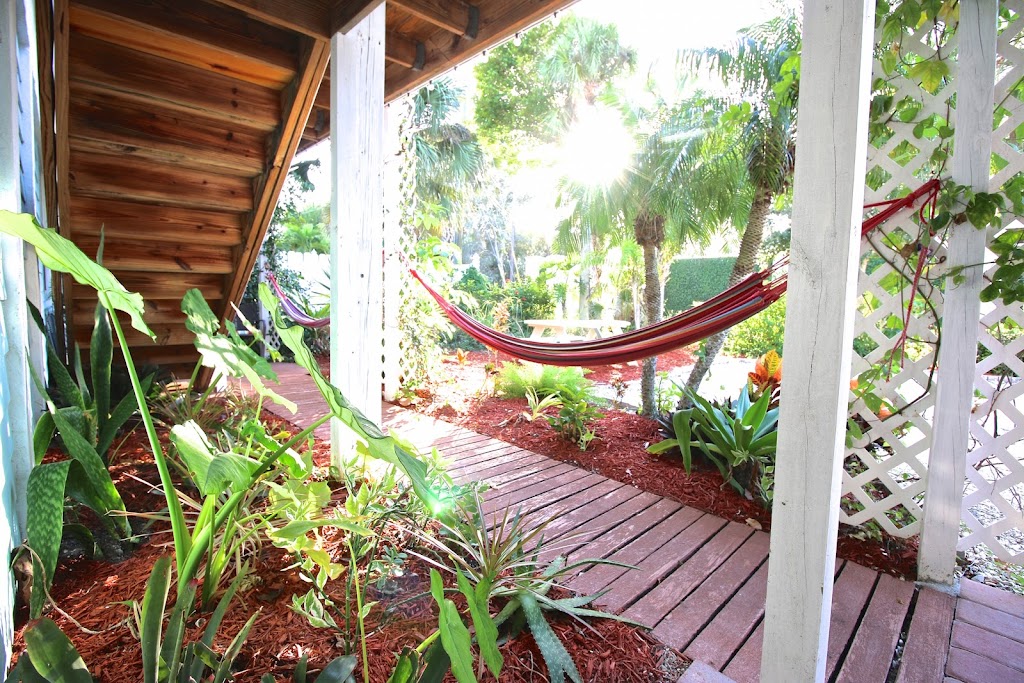 Gertrudes Vacation Rentals at Crescent Beach | Point of Rocks Rd, Sarasota, FL 34242, USA | Phone: (917) 842-9081