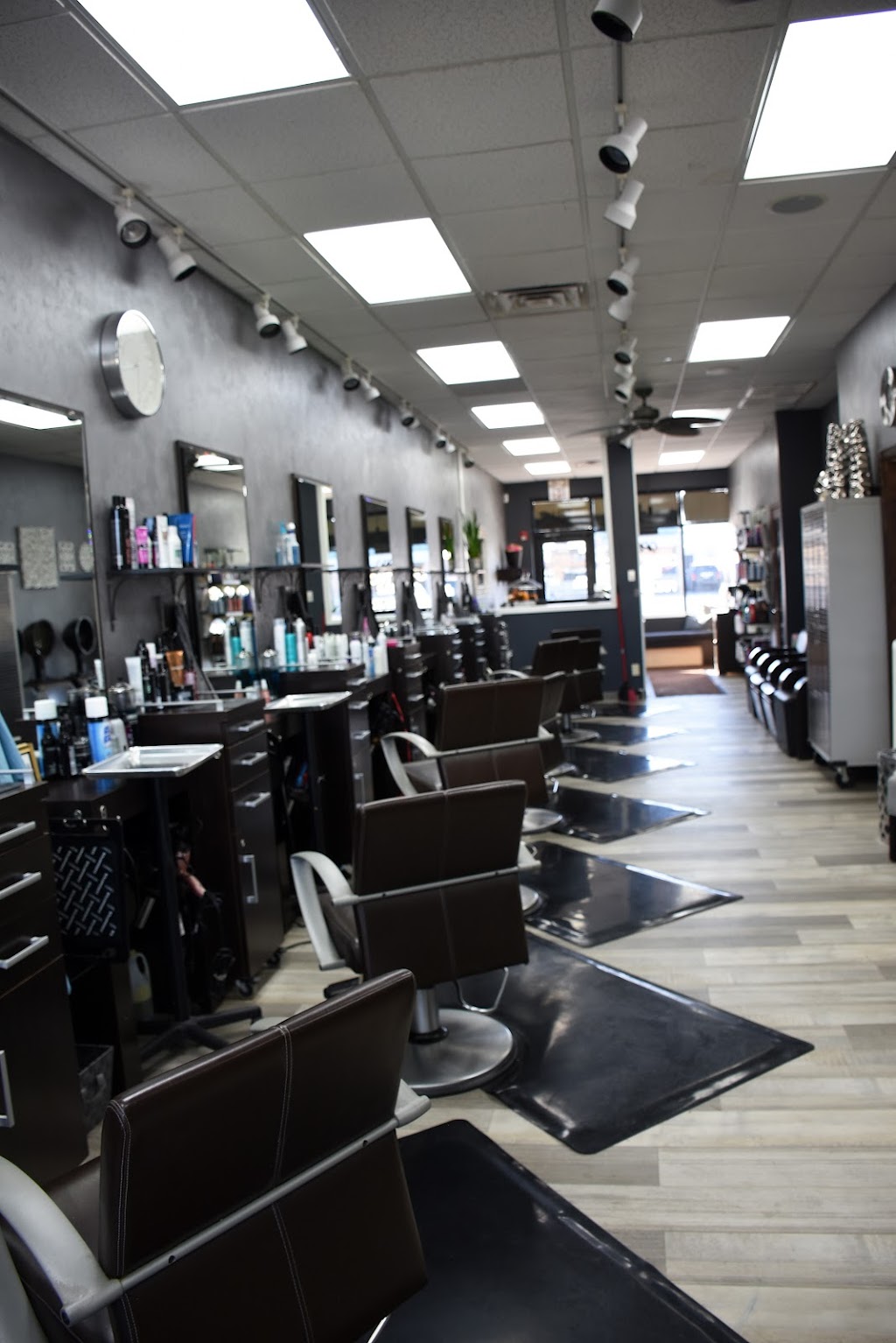 Contempo Hair Salon & Suites | 8021 183rd St Ste C, Tinley Park, IL 60487, USA | Phone: (708) 429-5757