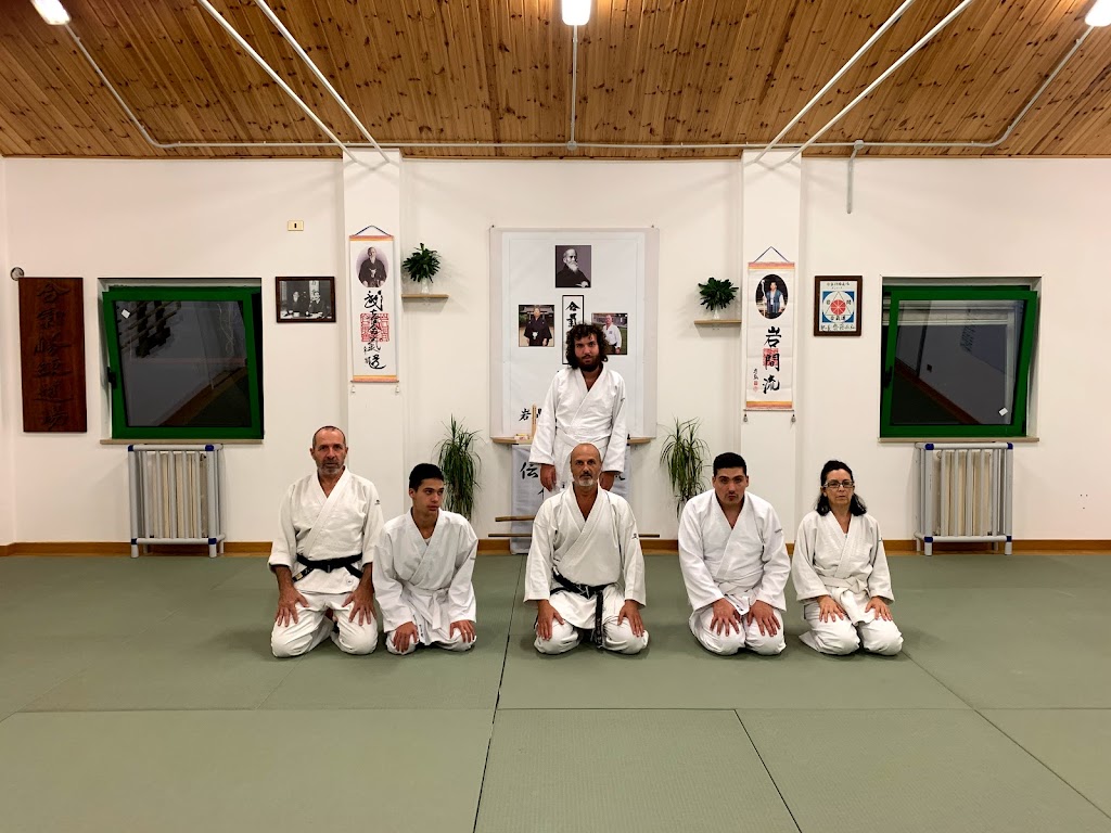 Aikido Ancona - Aikido Dentō Iwama Ryu Italia | Via Luigi Ruggeri, 46, 60131 Ancona AN, Italy | Phone: 335 536 7060