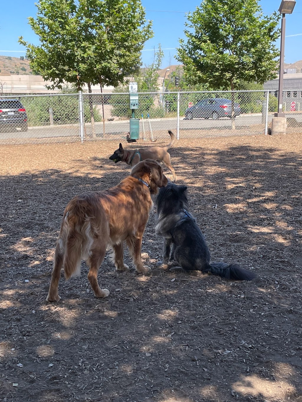 Calabasas Bark Park | 4232 Las Virgenes Rd, Calabasas, CA 91302, USA | Phone: (818) 224-1600