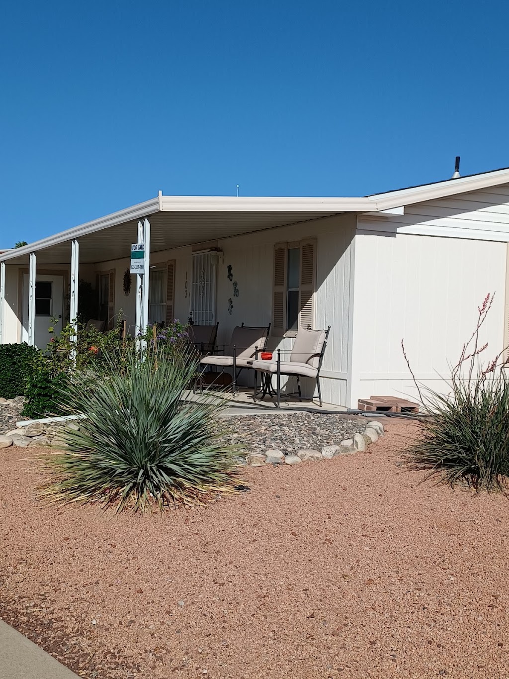 Pueblo Manor | 834 S Meridian Rd Unit 10, Apache Junction, AZ 85120, USA | Phone: (480) 984-6811