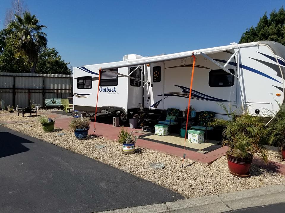 Trailer Tel Rv Park | 1212 Old Oakland Rd, San Jose, CA 95112, USA | Phone: (408) 453-3535