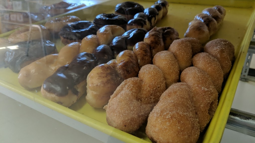 Young Donuts | 1601 S 9th St #600, Midlothian, TX 76065, USA | Phone: (972) 775-5188