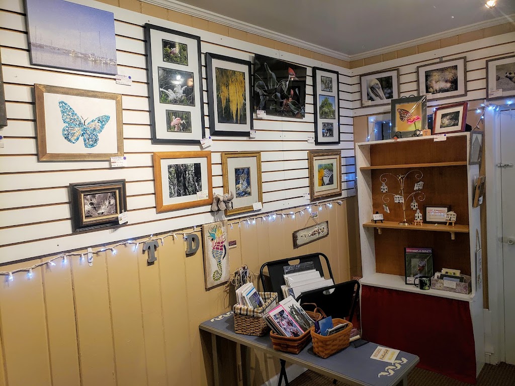 Olde Towne Gallery | 124 Osborne St, St Marys, GA 31558, USA | Phone: (912) 673-0102