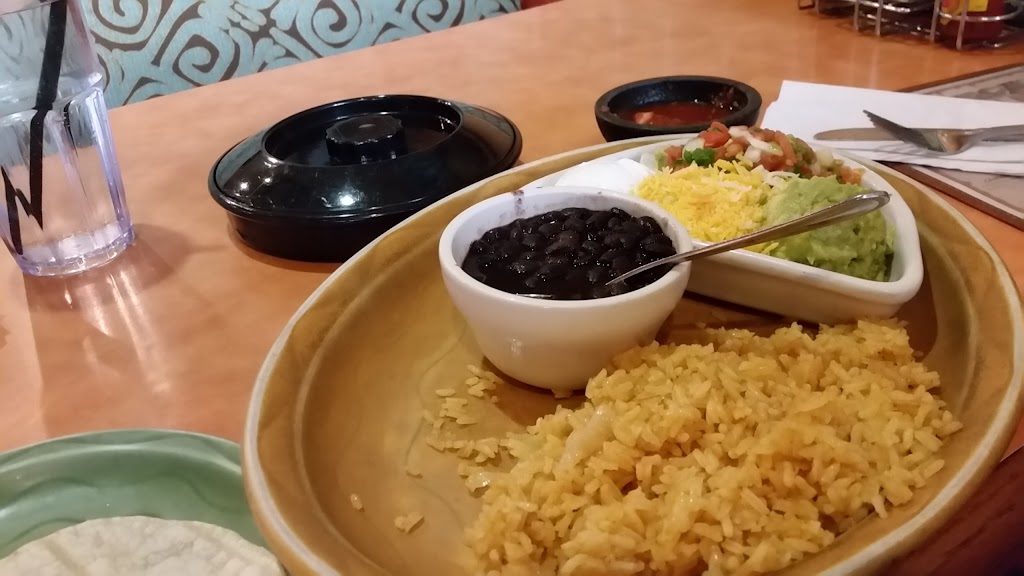 Azteca Mexican Restaurants | 11811 Mukilteo Speedway, Mukilteo, WA 98275, USA | Phone: (425) 438-1414