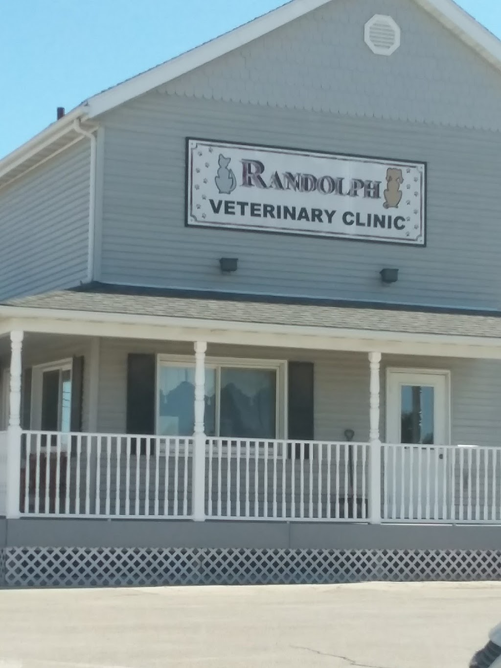 Randolph Veterinary Clinic | 214 Stark St, Randolph, WI 53956, USA | Phone: (920) 326-3400