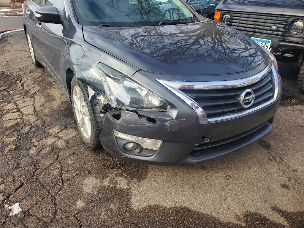 simba collision inc | 3800 E Lake St, Minneapolis, MN 55406, USA | Phone: (612) 483-3333