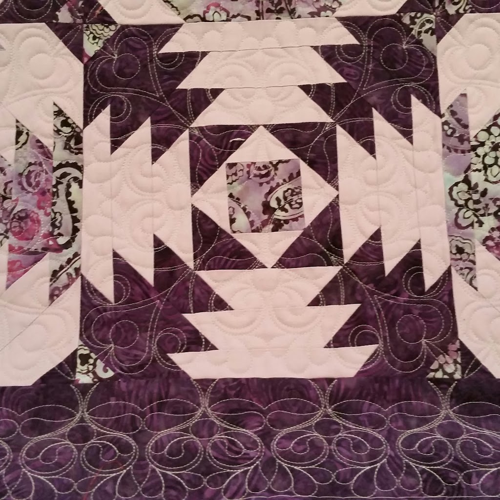 Lilynut Quilting Creations | 308 Hickory Dr, Fredonia, WI 53021, USA | Phone: (262) 339-1222