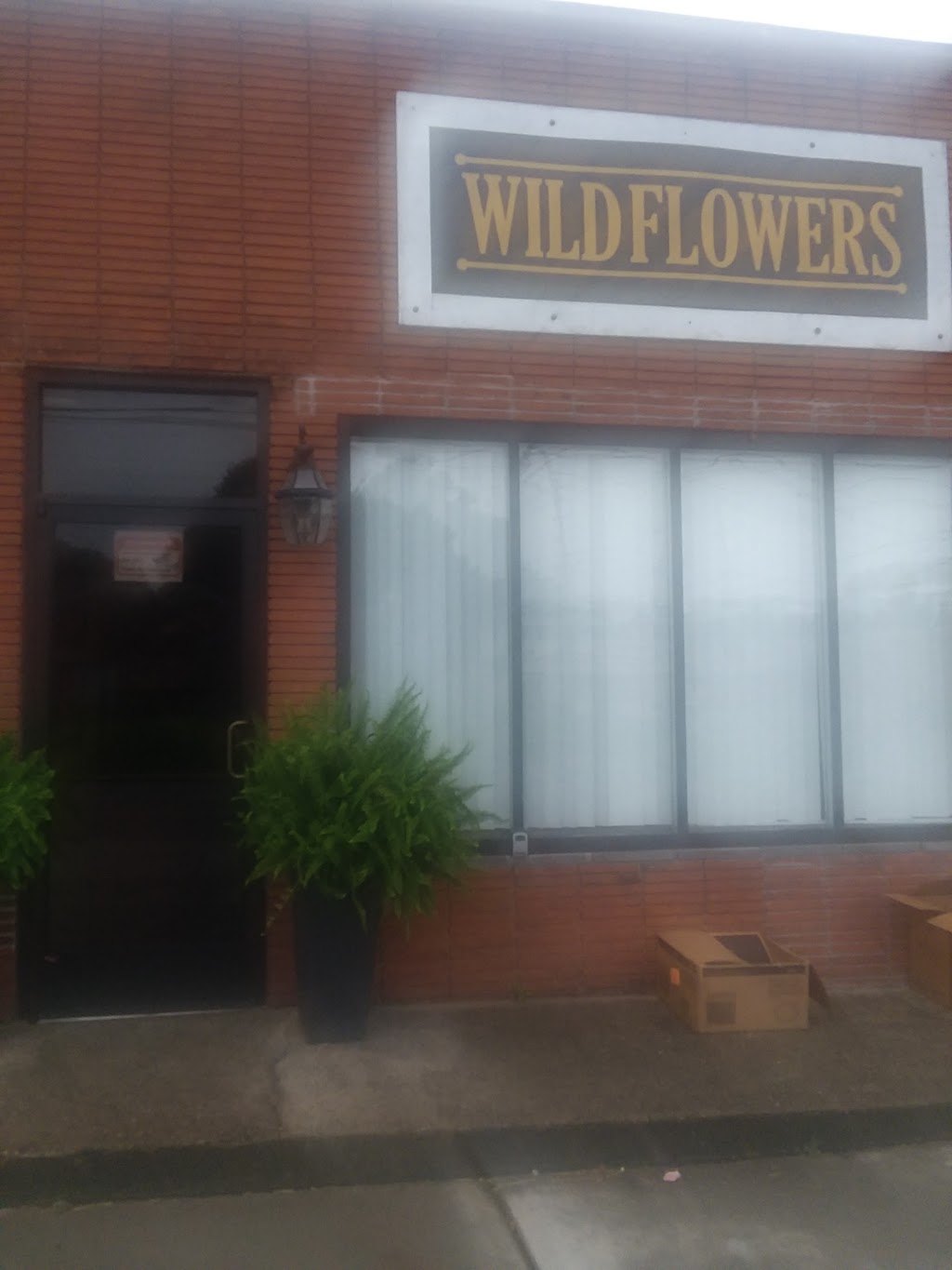 Wildflowers Florist | 2406 S Preston St, Louisville, KY 40217, USA | Phone: (502) 634-0110