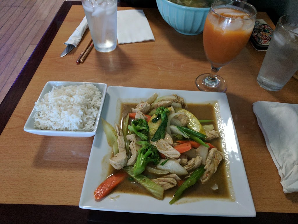 Angkor Wat Restaurant | 61 Pleasant St, Woodstock, VT 05091, USA | Phone: (802) 457-9029
