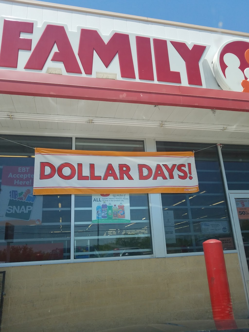 Family Dollar | 1240 Espejo Molina Rd, Laredo, TX 78046, USA | Phone: (956) 815-4145