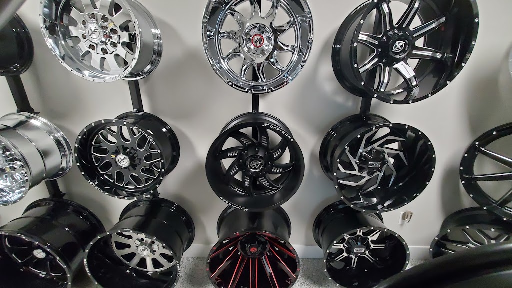 941 Wheels and Tires | 4714 Lena Rd, Bradenton, FL 34211, USA | Phone: (941) 228-6256