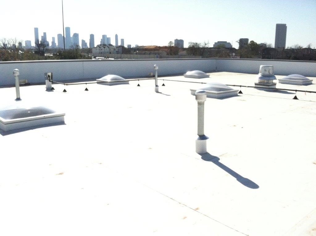 CEI Commercial Roofing, a Tecta America Company | 2510 Cockrell Ave, Dallas, TX 75215, USA | Phone: (214) 352-3032