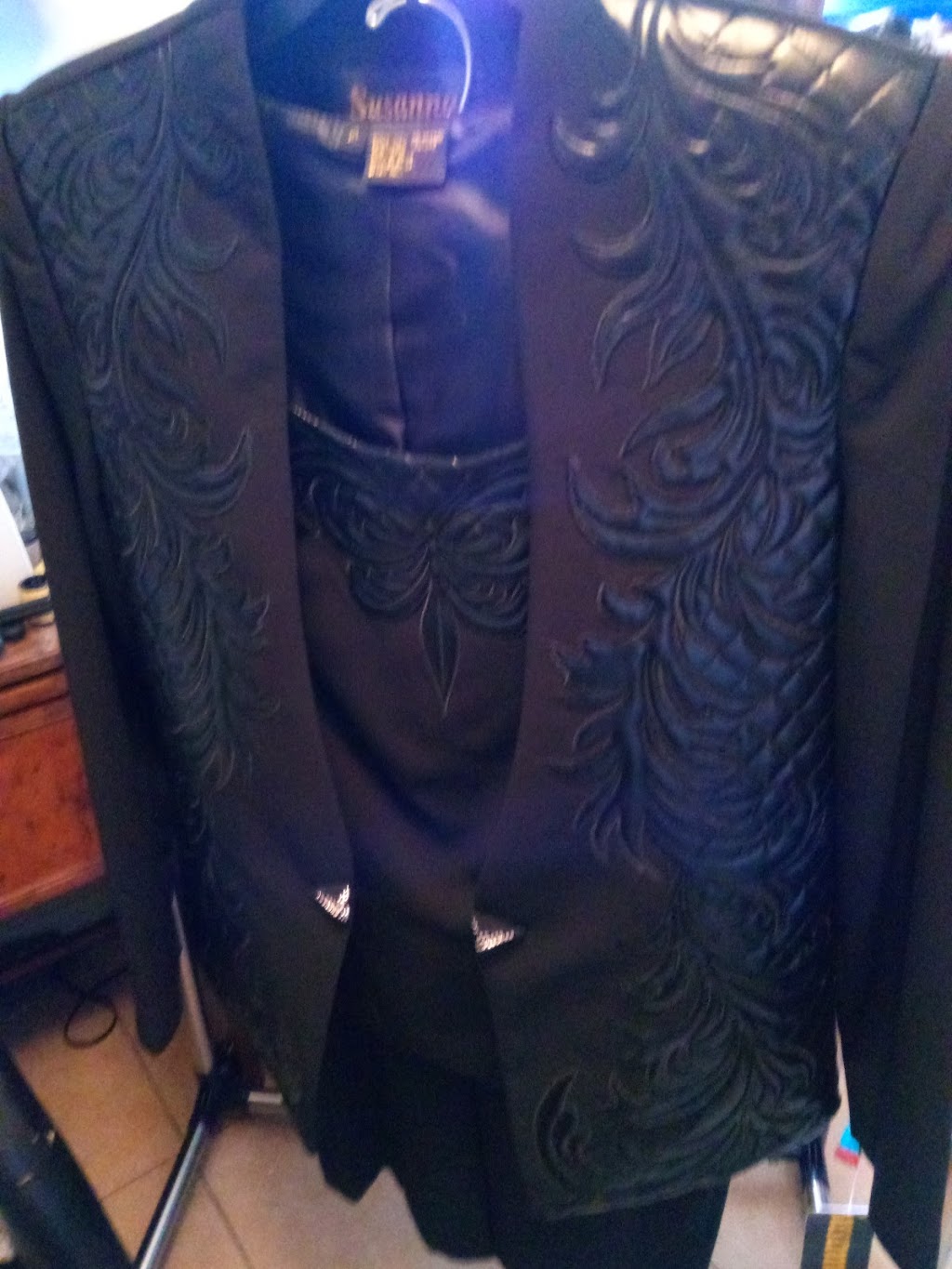 BALLENTINES PLUS CLOTHING | 1223 W 107th St, Los Angeles, CA 90044, USA | Phone: (310) 714-7726