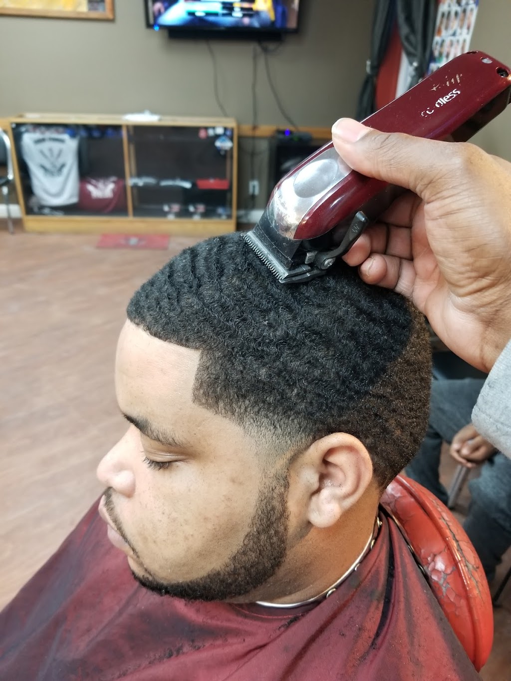 Hair Force 1 Stay Fresh Racine, WI | 1300 Grange Ave, Racine, WI 53405, USA | Phone: (262) 664-9896