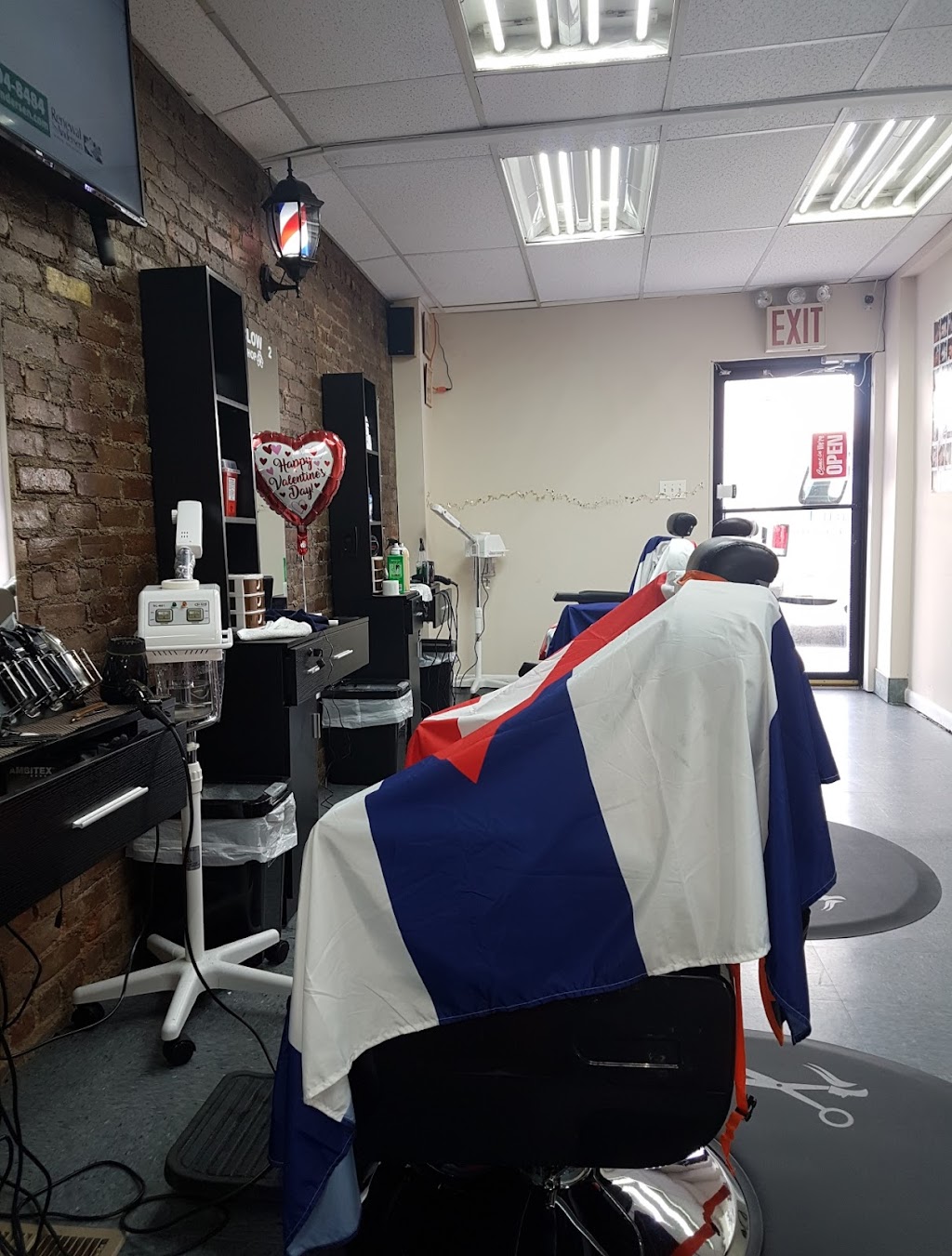 Blingblow Barbershop | 60 Beach St, Staten Island, NY 10304, USA | Phone: (347) 398-1927