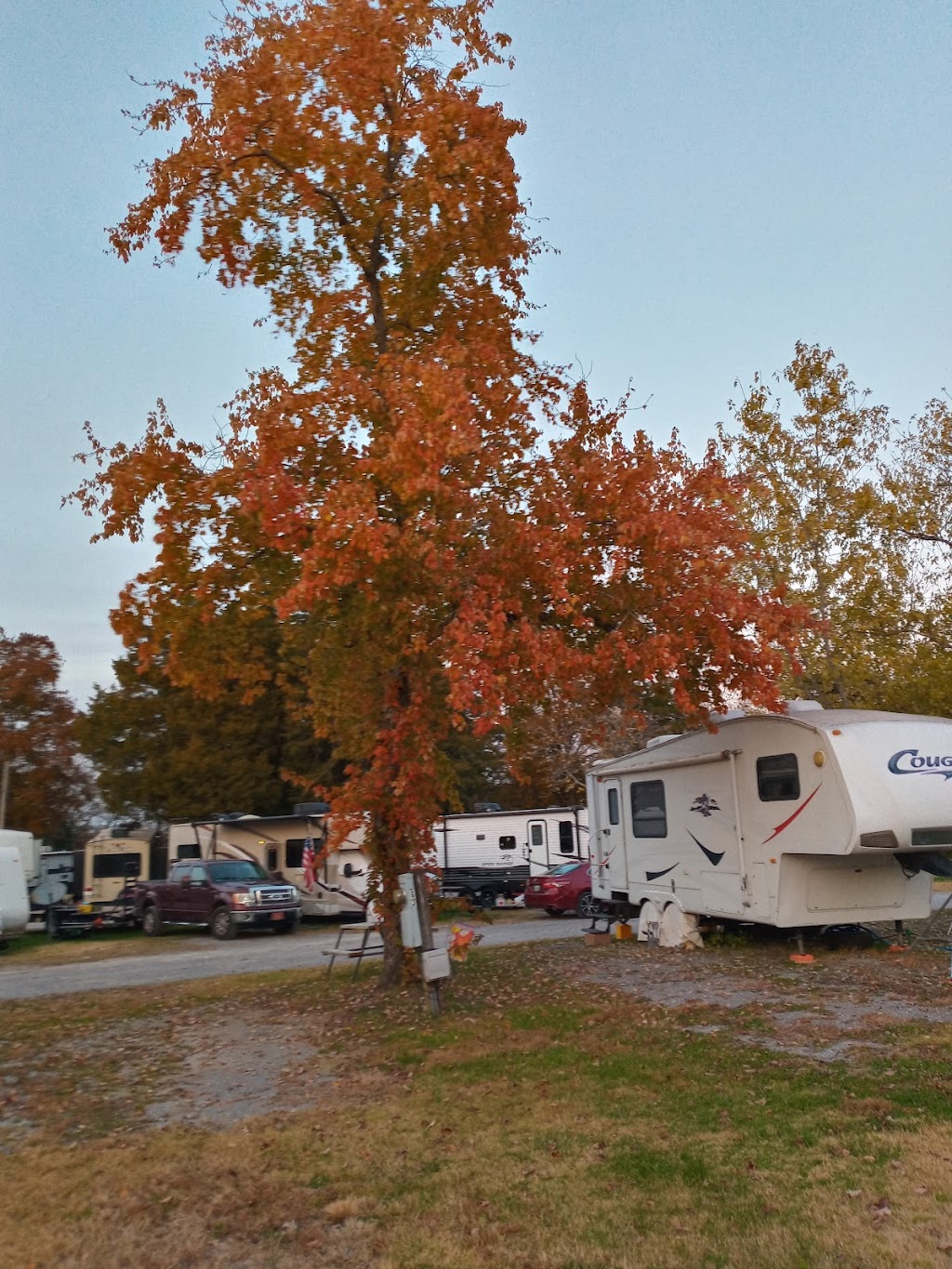 Shady Acres RV Park | 1639 Murfreesboro Rd, Lebanon, TN 37090, USA | Phone: (615) 449-5400