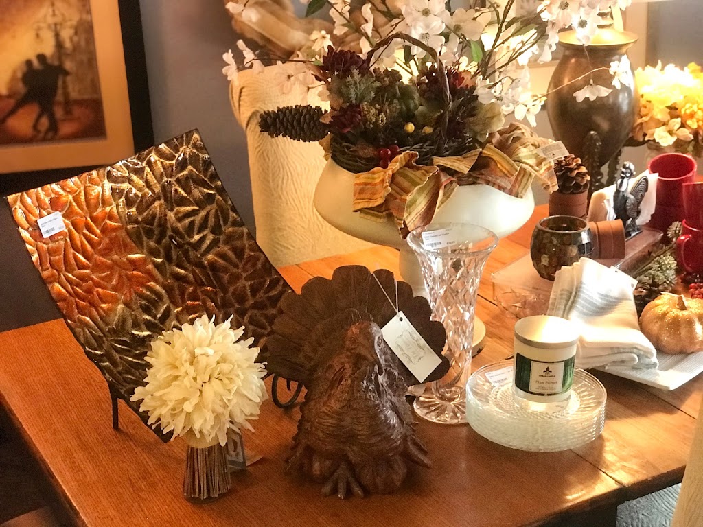 De Novo Home Decor Consignment & Gift Boutique | 948 Brookwood Center, Fenton, MO 63026 | Phone: (636) 600-0828