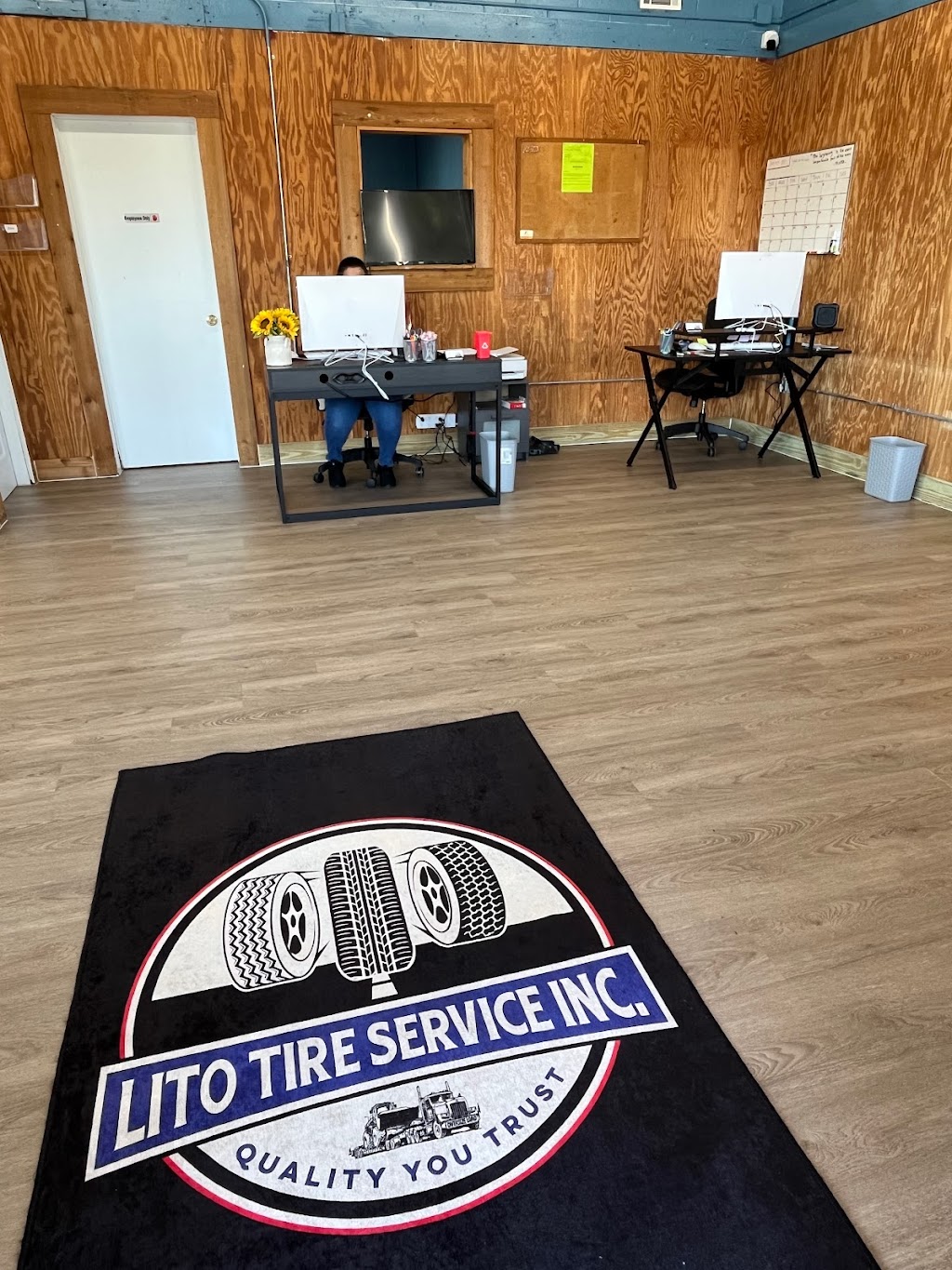 Lito Tire Service Inc. | 2500 US-441, Fruitland Park, FL 34731, USA | Phone: (352) 718-3429