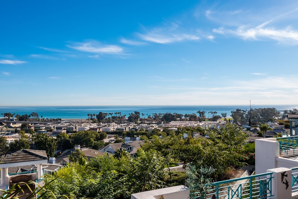 Michelle Wilson Realtor | 209 Avenida Del Mar #104, San Clemente, CA 92672, USA | Phone: (949) 482-5505