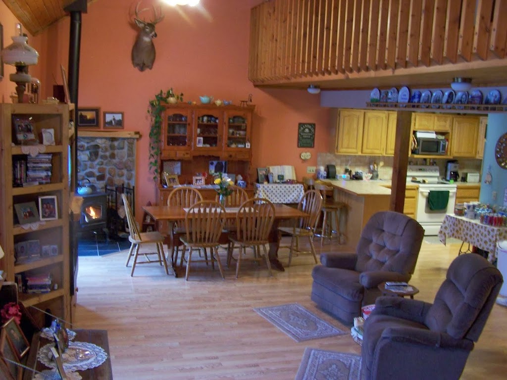 Pleasant Lake B and B | 2238 60th Ave, Osceola, WI 54020, USA | Phone: (715) 294-2545