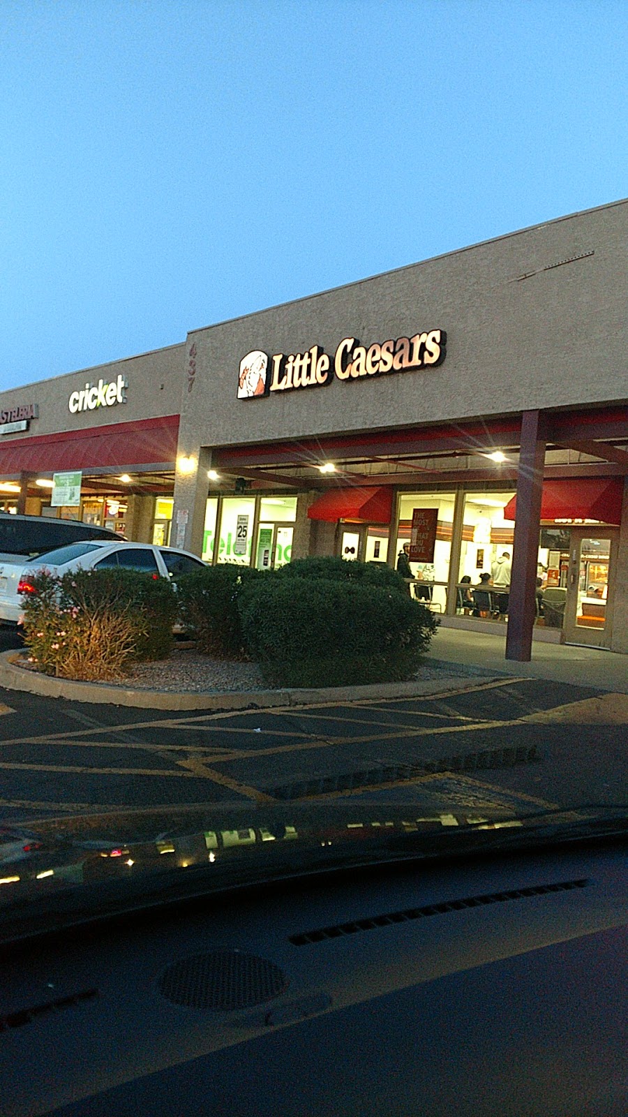 Little Caesars Pizza | 437 S Gilbert Rd Suites 12 13, Mesa, AZ 85204, USA | Phone: (480) 289-4542