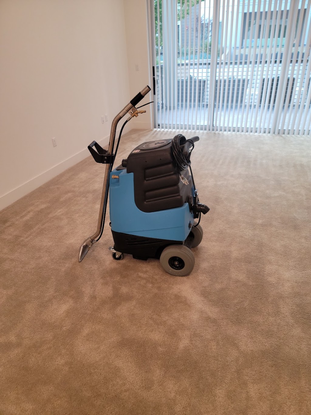 Carpet Cleaning Heroes | 1592 Wright Ave, Sunnyvale, CA 94087, USA | Phone: (408) 334-2077