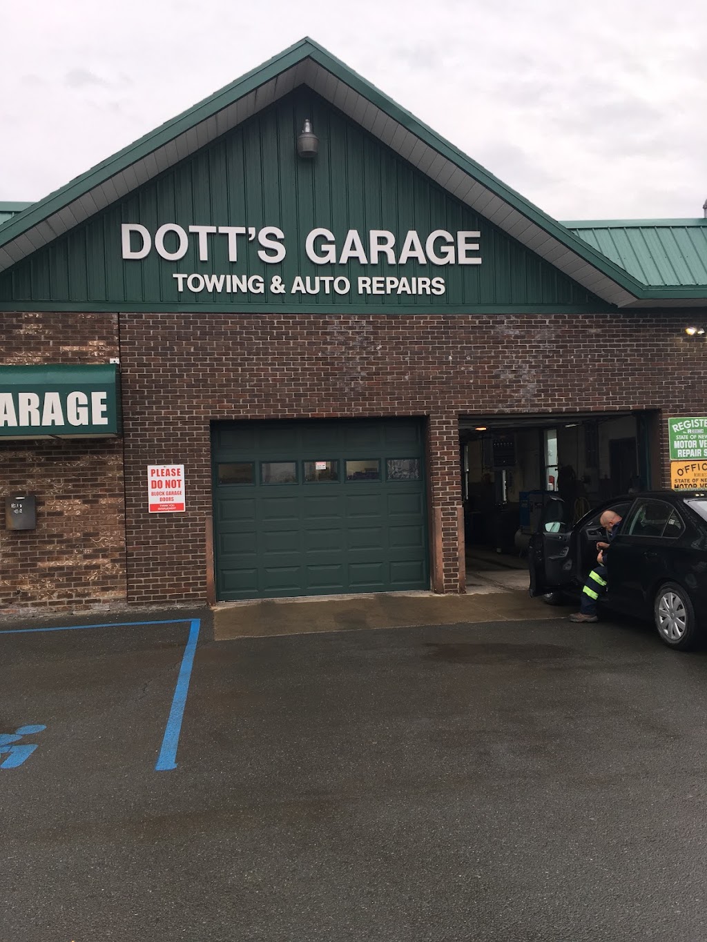 Dott Garage Inc | 1177 Central Ave, Albany, NY 12205, USA | Phone: (518) 459-3404