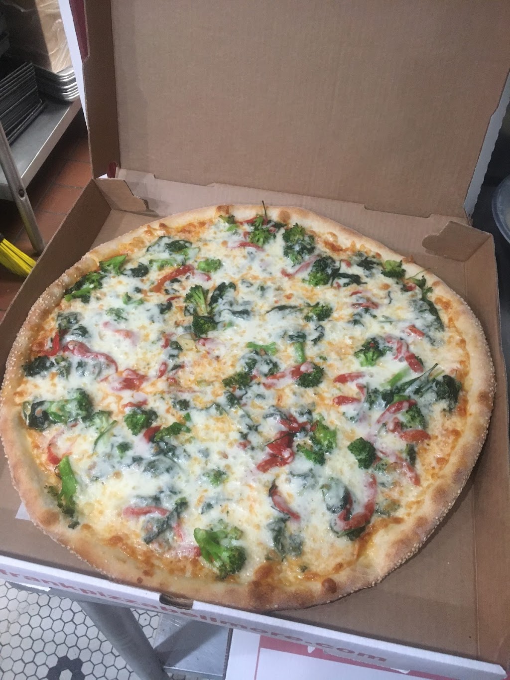 Franks pizza & pasta | 505 Bedford Ave, Bellmore, NY 11710, USA | Phone: (516) 636-5569