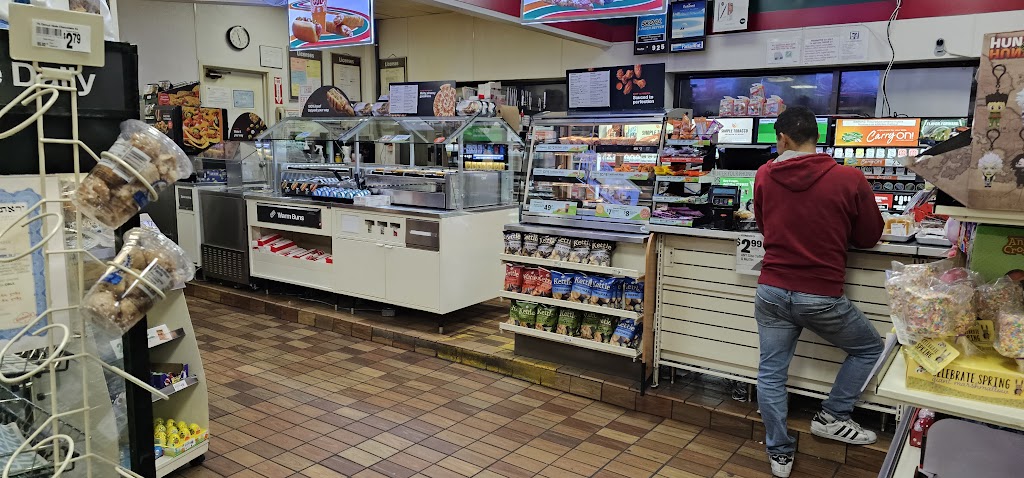 7-Eleven | 22-50 College Point Blvd, Queens, NY 11356, USA | Phone: (718) 358-5040