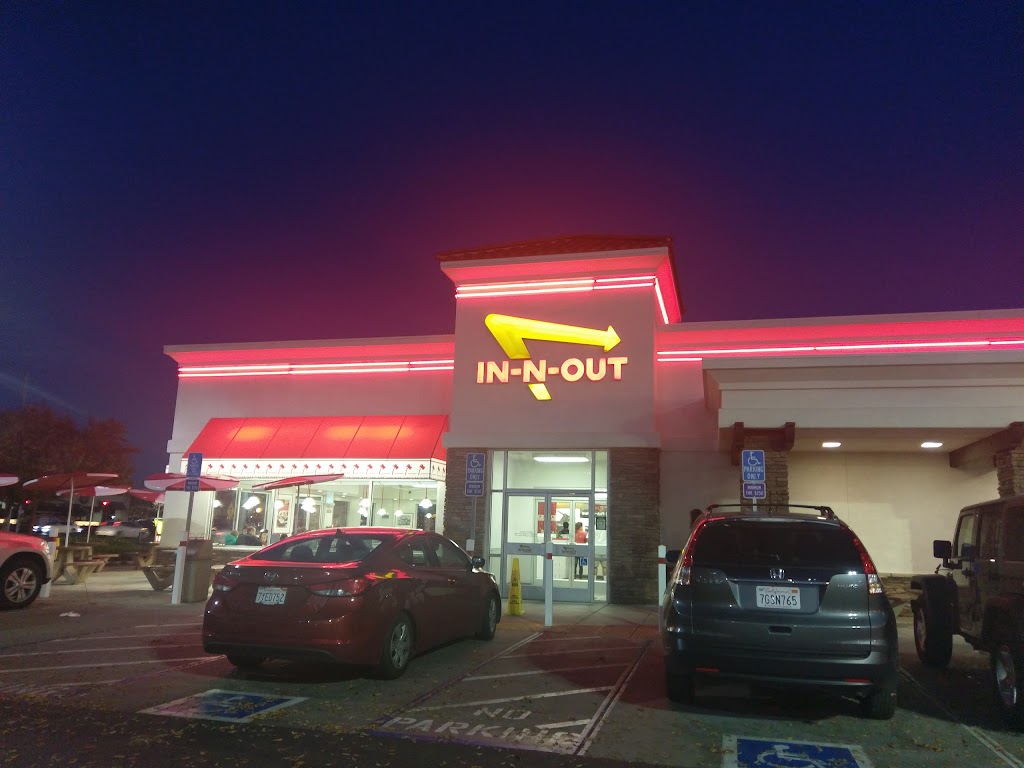 In-N-Out Burger | 2900 Del Paso Rd, Natomas, CA 95834, USA | Phone: (800) 786-1000